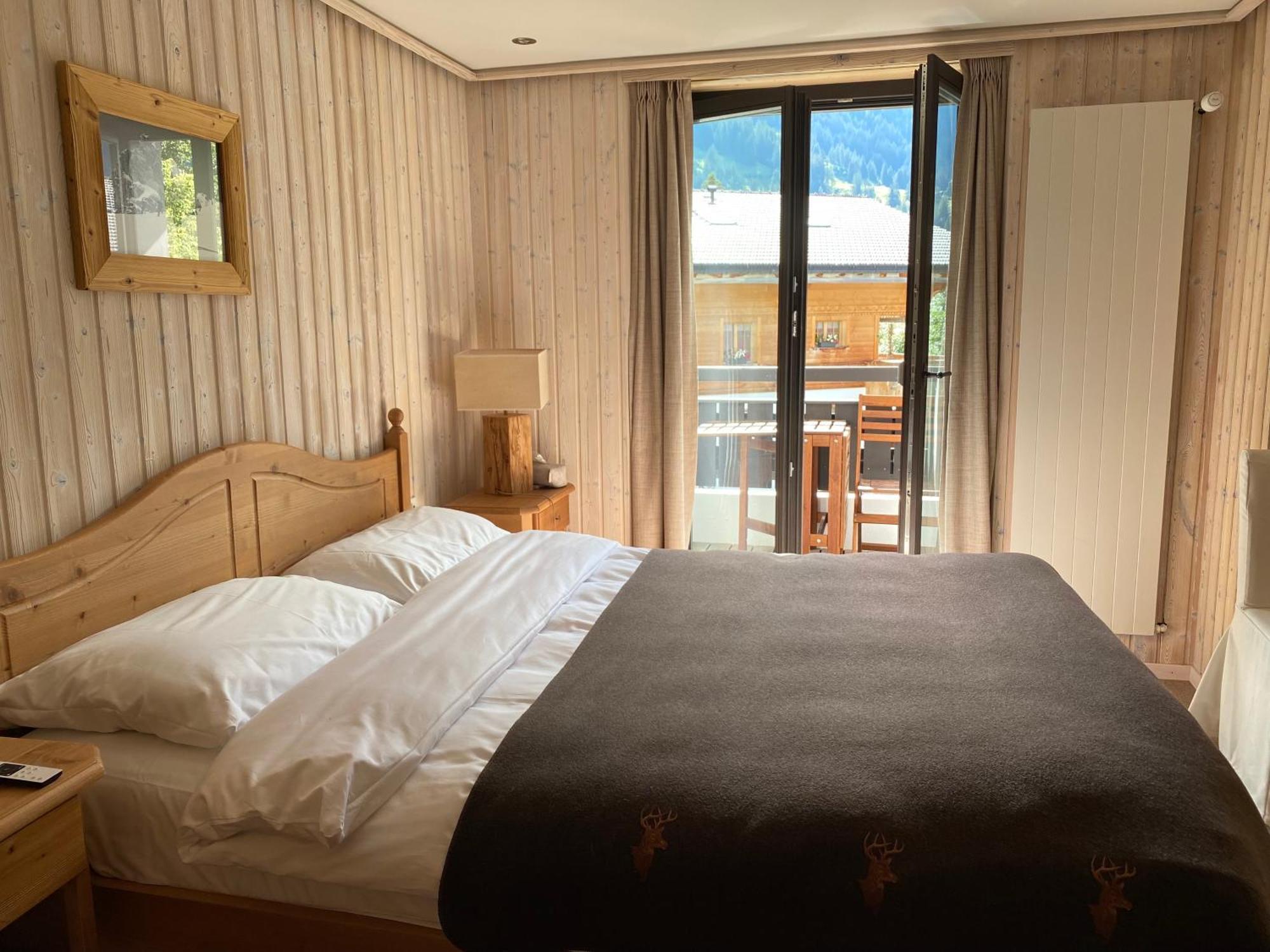 Hotel Sanetsch Gsteig ภายนอก รูปภาพ