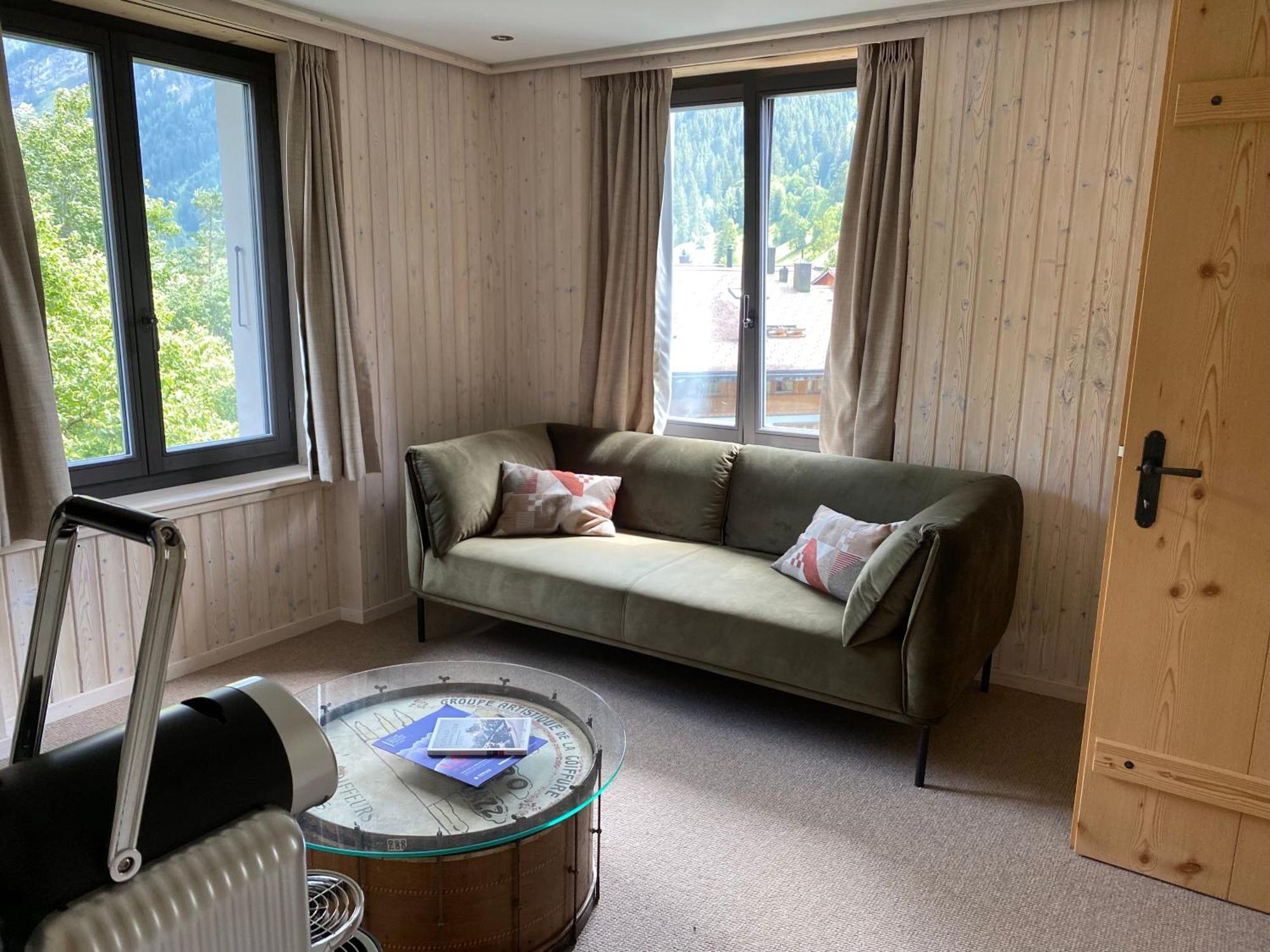 Hotel Sanetsch Gsteig ภายนอก รูปภาพ