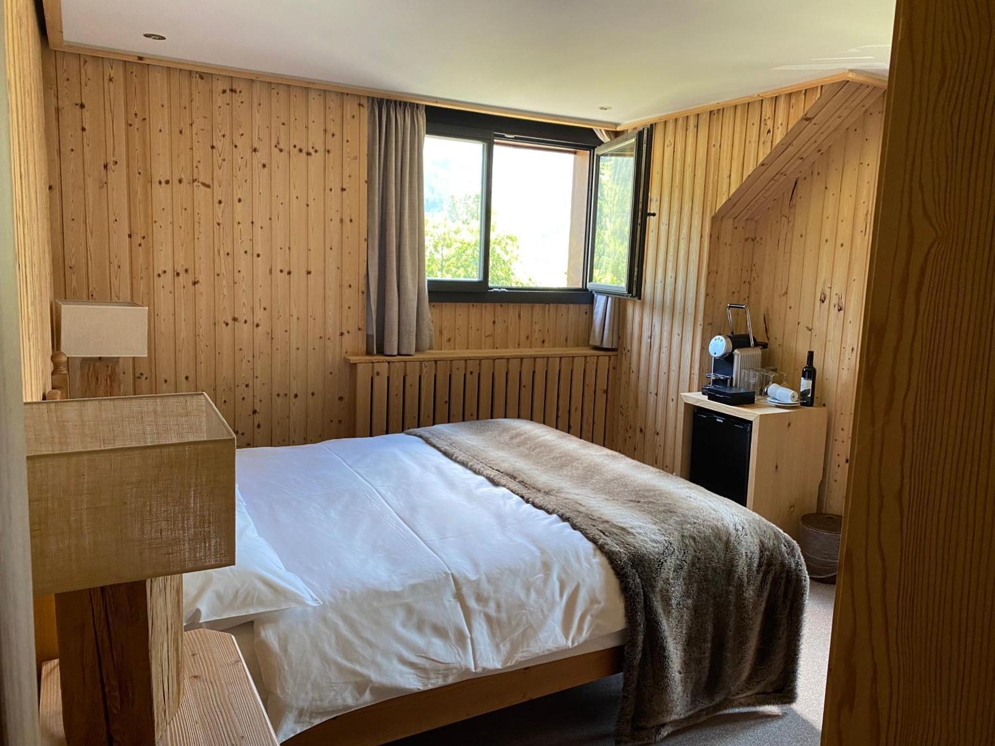 Hotel Sanetsch Gsteig ภายนอก รูปภาพ