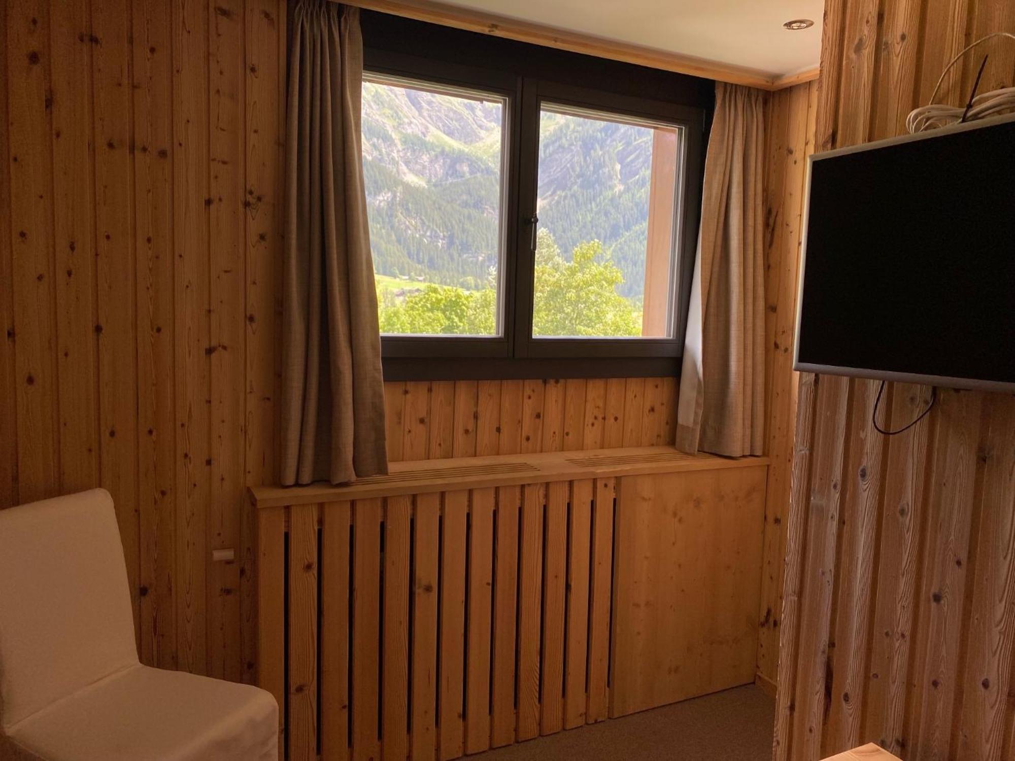 Hotel Sanetsch Gsteig ภายนอก รูปภาพ