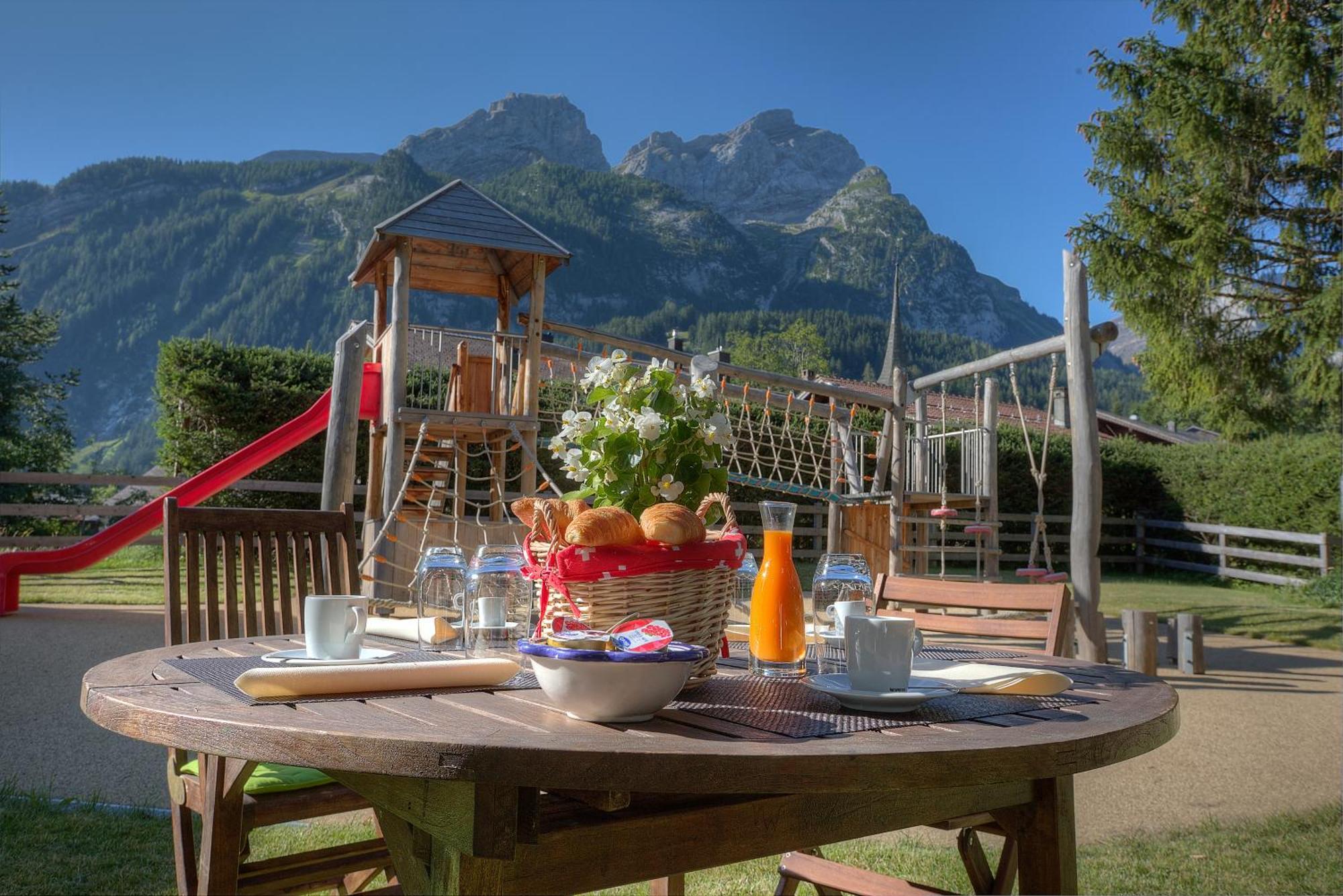 Hotel Sanetsch Gsteig ภายนอก รูปภาพ